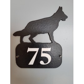 Plaques de numéro de maison à l'effigie de votre race de chien préférée